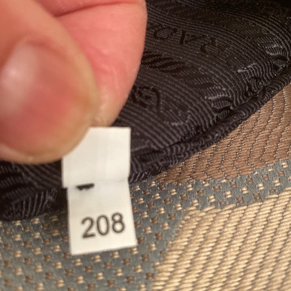 Prada Bag w/ 2 long crossbody straps - Picture 16 of 16